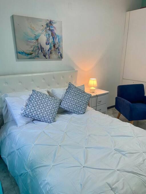 Lovely Apartment In Mindelo City Center Exterior photo